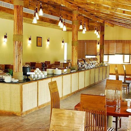 Mapple Leisure Resort Ramnagar  Restaurant photo
