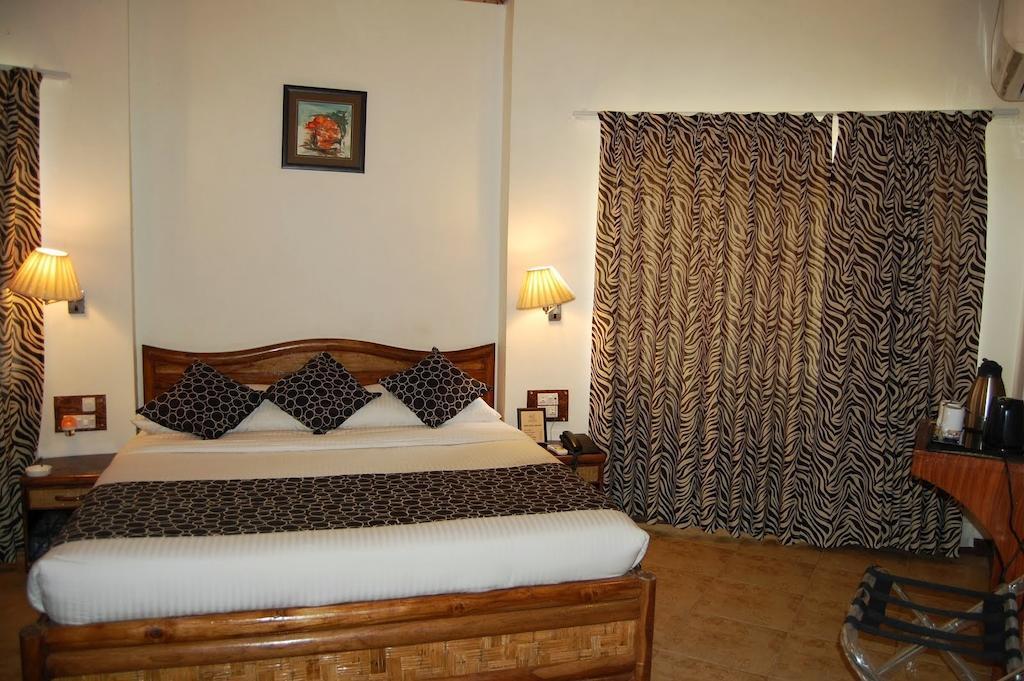 Mapple Leisure Resort Ramnagar  Exterior photo